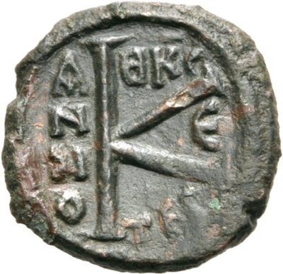 Justinus II. Halbfollis Thessalonica rv.jpg