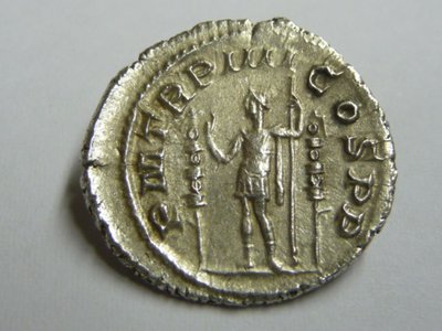 Maximinus P M TR P IIII 014.jpg