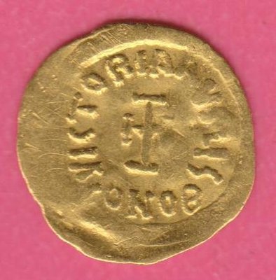 Heraclius Tremissis Konstantinopel rv.jpg