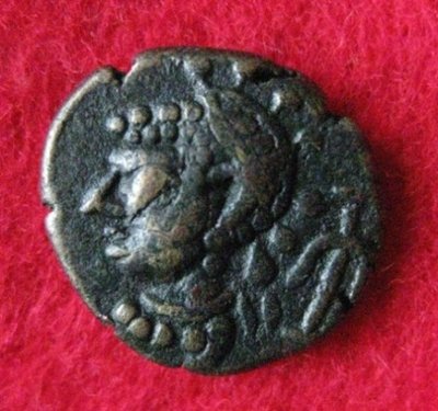 Orodes III. AE-Drachme, BMC 2 (2).JPG