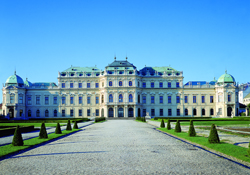 Schloss-Belvedere.jpg