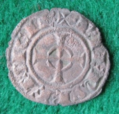 1197-1250 Friedrich II. Denar 1247-48, Sp 143 (2).JPG