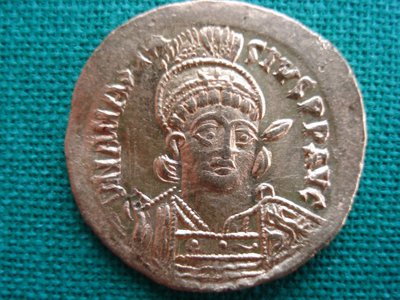 Anastasius 507-518 4,4g 21mm 1 (667 x 500).jpg