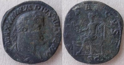 Maximinus I Thrax SALVS AVGVSTI.JPG