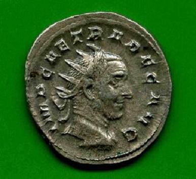 Ant. Traianus Decius C. 43 Av. IMP CAE TRA DEC AVG..jpg