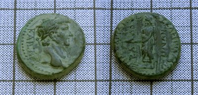 Claudius-AE19-PHRYGIA-CADI-Zeus.jpg