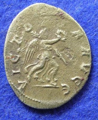 decius-victoria-b.jpg