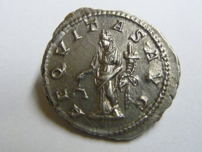 Macrinus Aequitas 006.jpg
